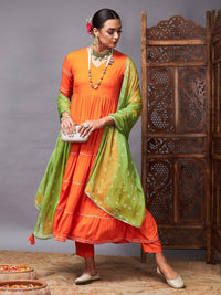 Thumbnail for Lyush Women Orange Tiered Kurta Set With Green Bandhej Dupatta - Distacart