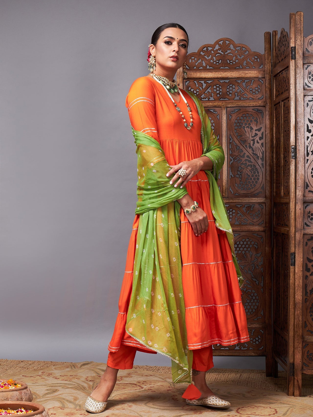 Lyush Women Orange Tiered Kurta Set With Green Bandhej Dupatta - Distacart