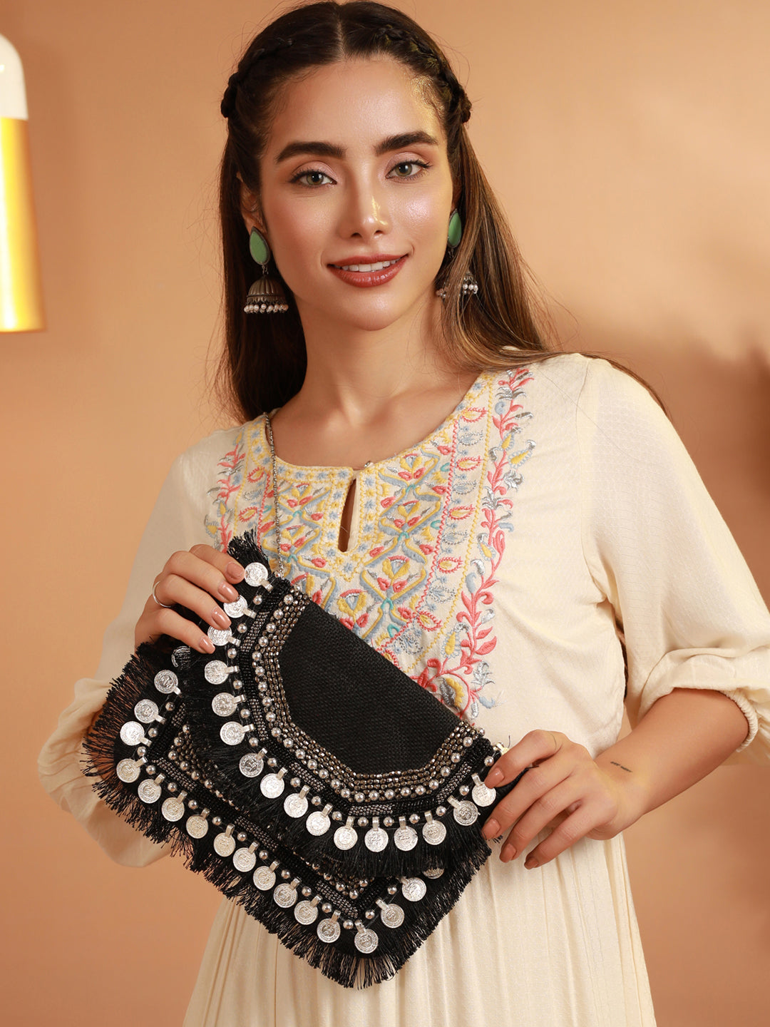Buy Fargo Women White Embellished Sling Bag FG-350 Online at Best Prices in  India - JioMart.