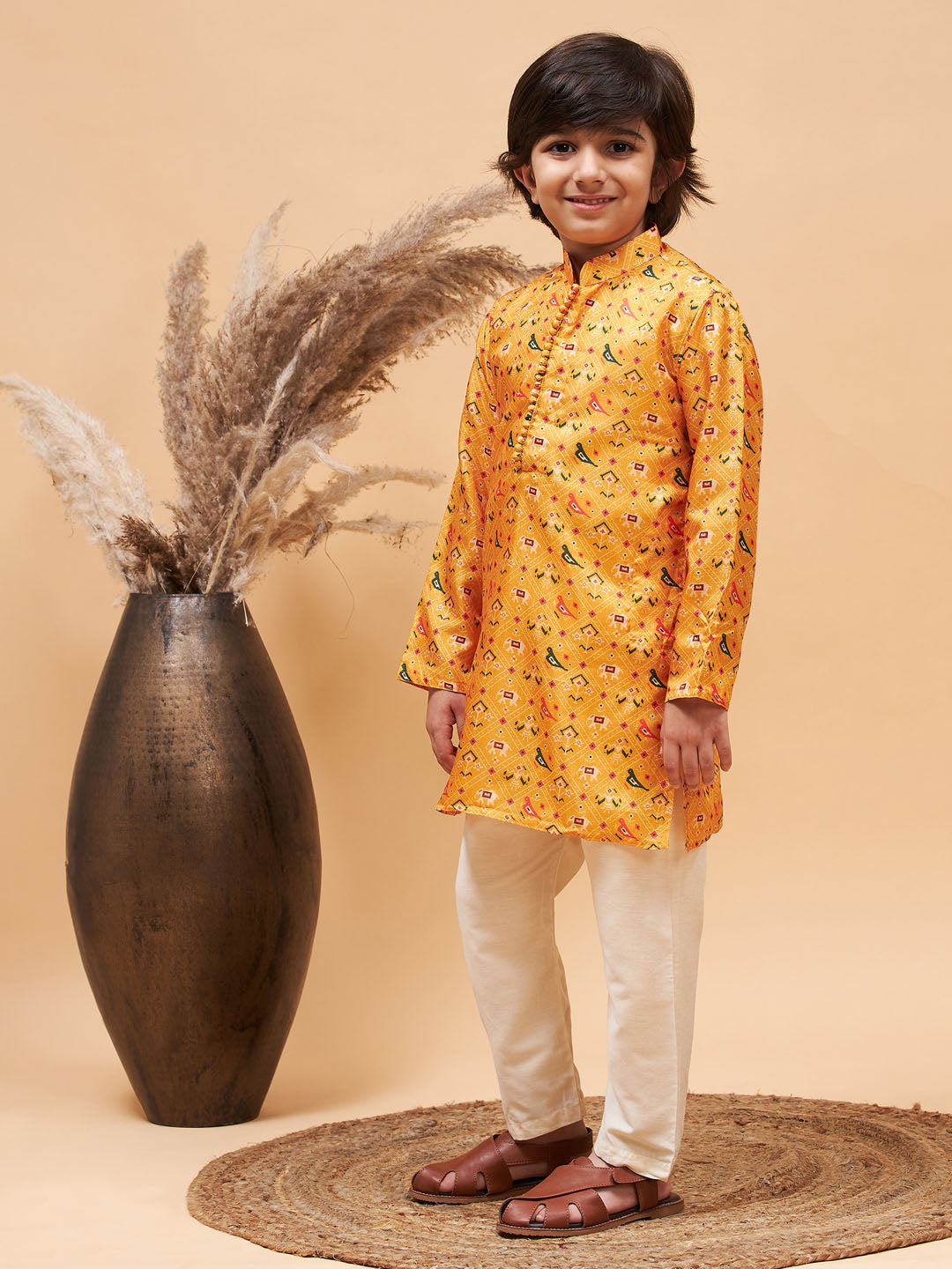 Vastramay Kurta Set : Buy Vastramay Infant Boys Yellow Silk Blend Kurta  Pyjama (Set of 2) Online