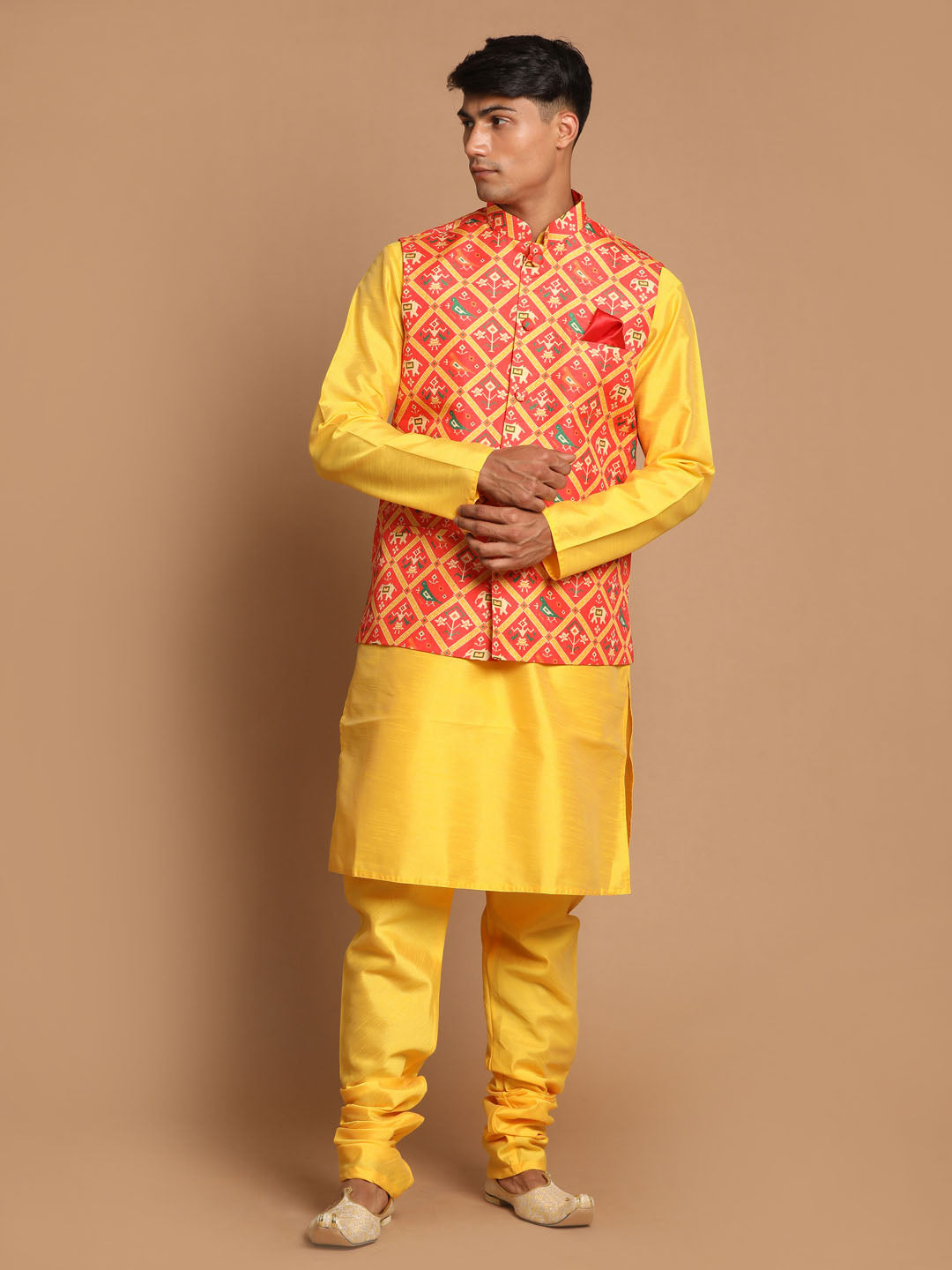 KISAH Men's Maroon Kurta Jacket, (Waistcoat/Modi/Nehru) & Pyjama Combo (Set  of 3), Ethnic Indian Traditional Wear at Amazon Men's Clothing store