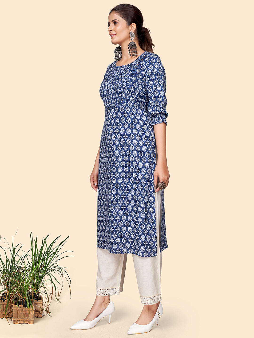 NOZ2TOZ Women's Print & Mirror Work Straight Cotton Blue Stitched Kurta - Distacart