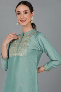 Thumbnail for Women's Green Silk Blend Ethnic Motifs Yoke Design Straight Kurta - Rasiya - Distacart