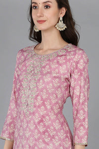 Thumbnail for Women's Pink Silk Blend Ethnic Motifs Embroidered Straight Kurta - Rasiya - Distacart