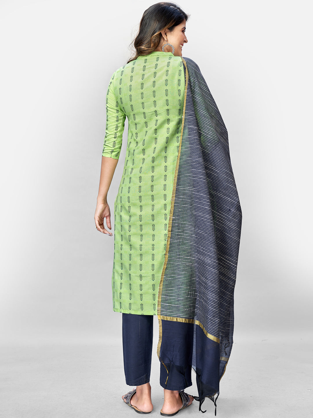 NOZ2TOZ Women's Printed Straight Cotton Parrot Green Kurta Pant With Dupatta - Distacart