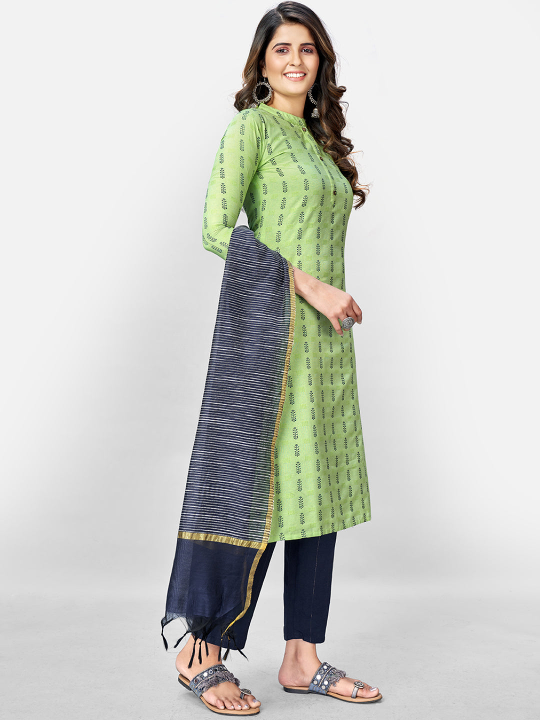 NOZ2TOZ Women's Printed Straight Cotton Parrot Green Kurta Pant With Dupatta - Distacart