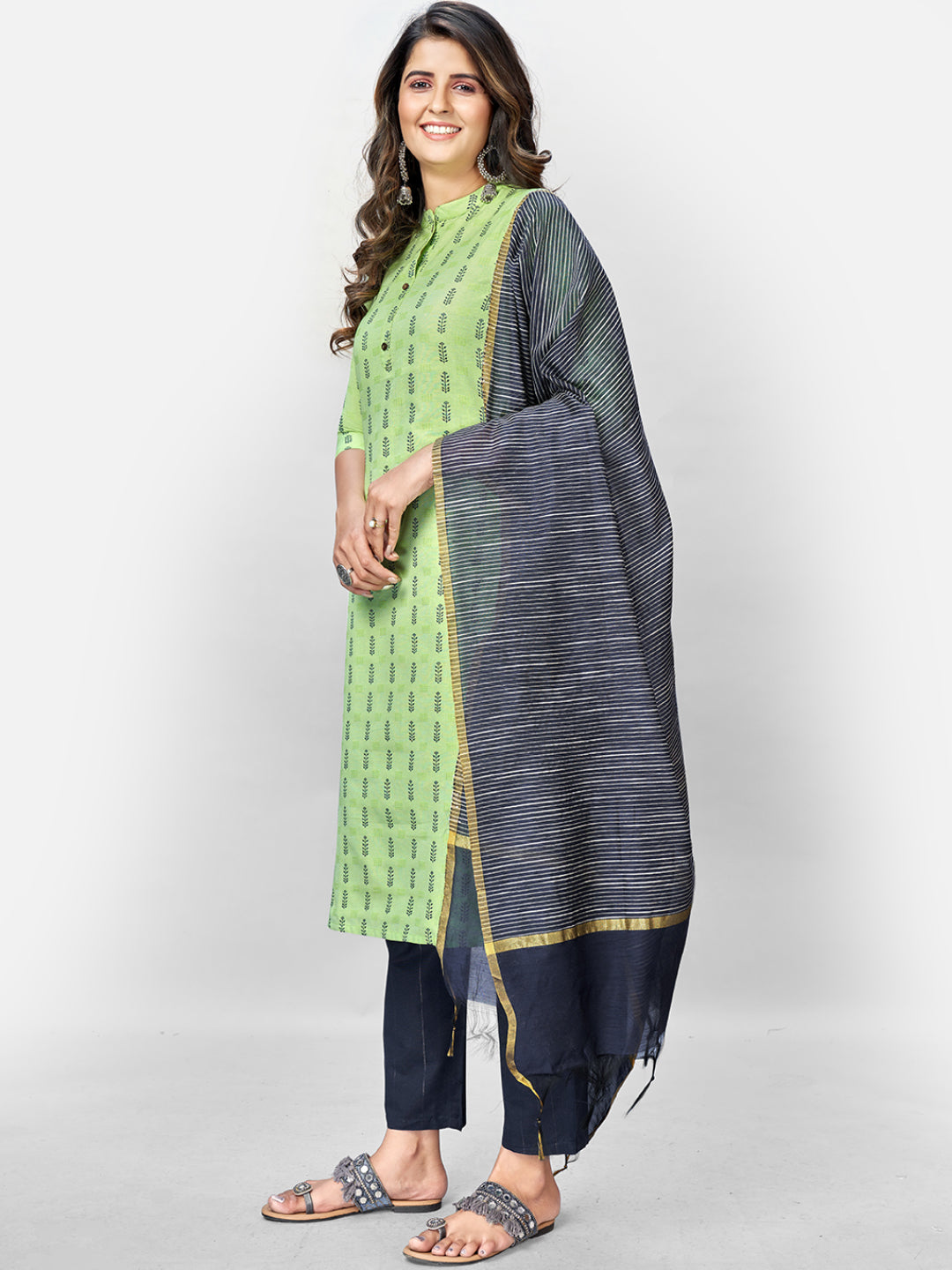 NOZ2TOZ Women's Printed Straight Cotton Parrot Green Kurta Pant With Dupatta - Distacart