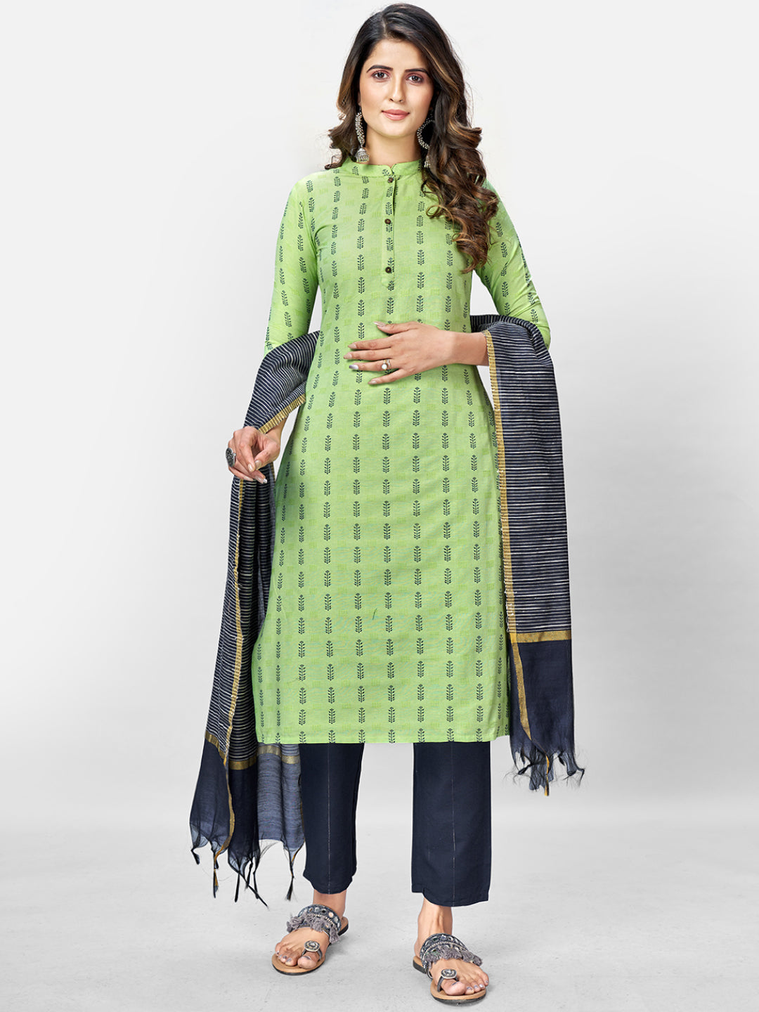 NOZ2TOZ Women's Printed Straight Cotton Parrot Green Kurta Pant With Dupatta - Distacart