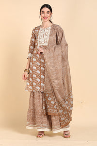 Thumbnail for Women's Brown Pure Cotton Straight Sharara Suit Set - Rasiya - Distacart