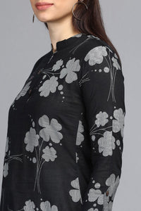 Thumbnail for Women's Black Cotton Floral Print Regular Tunic Top - Rasiya - Distacart