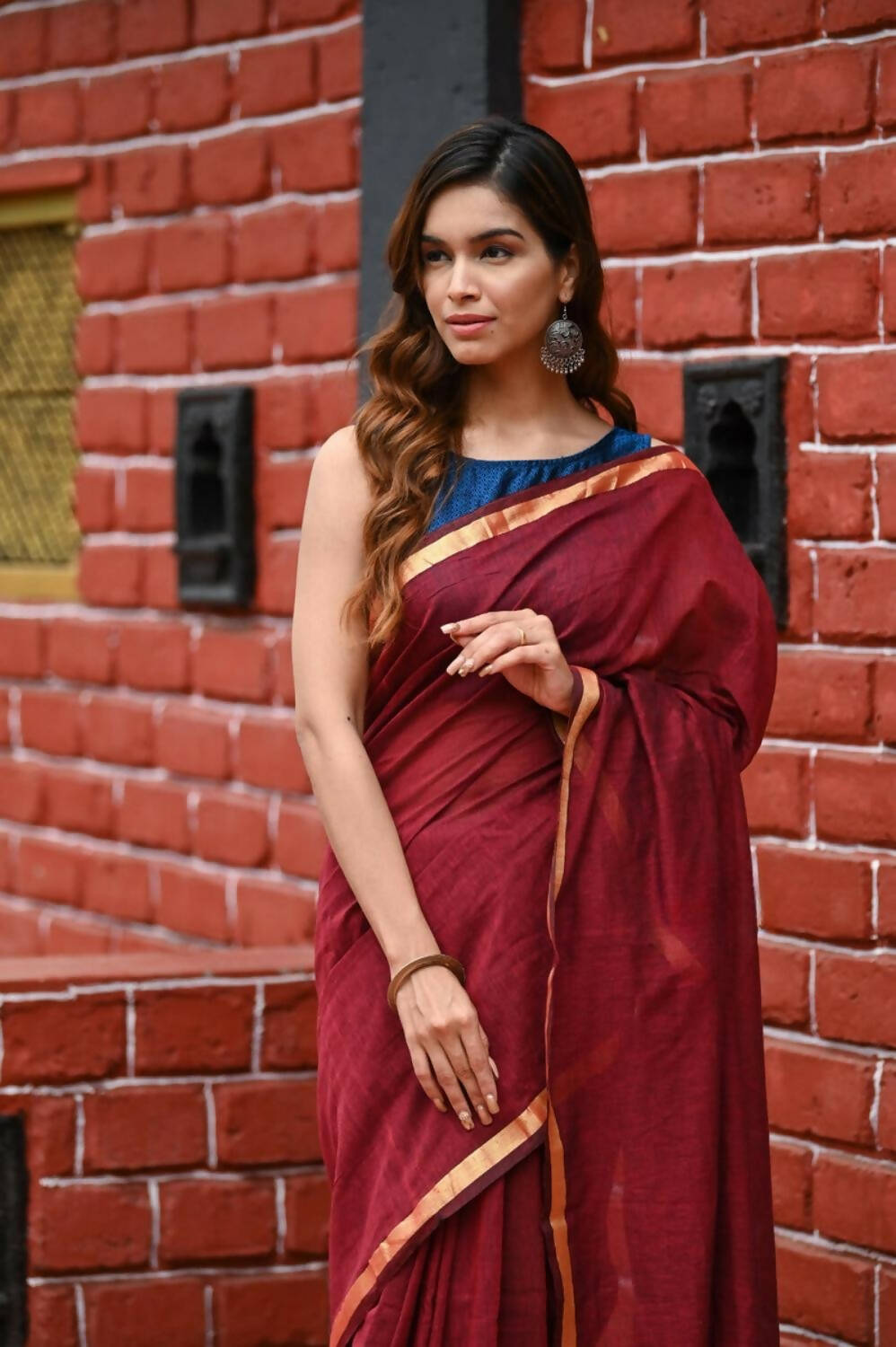 Very Much Indian Pure Cotton Handloom Saree With Intricate Borders - Red - Distacart