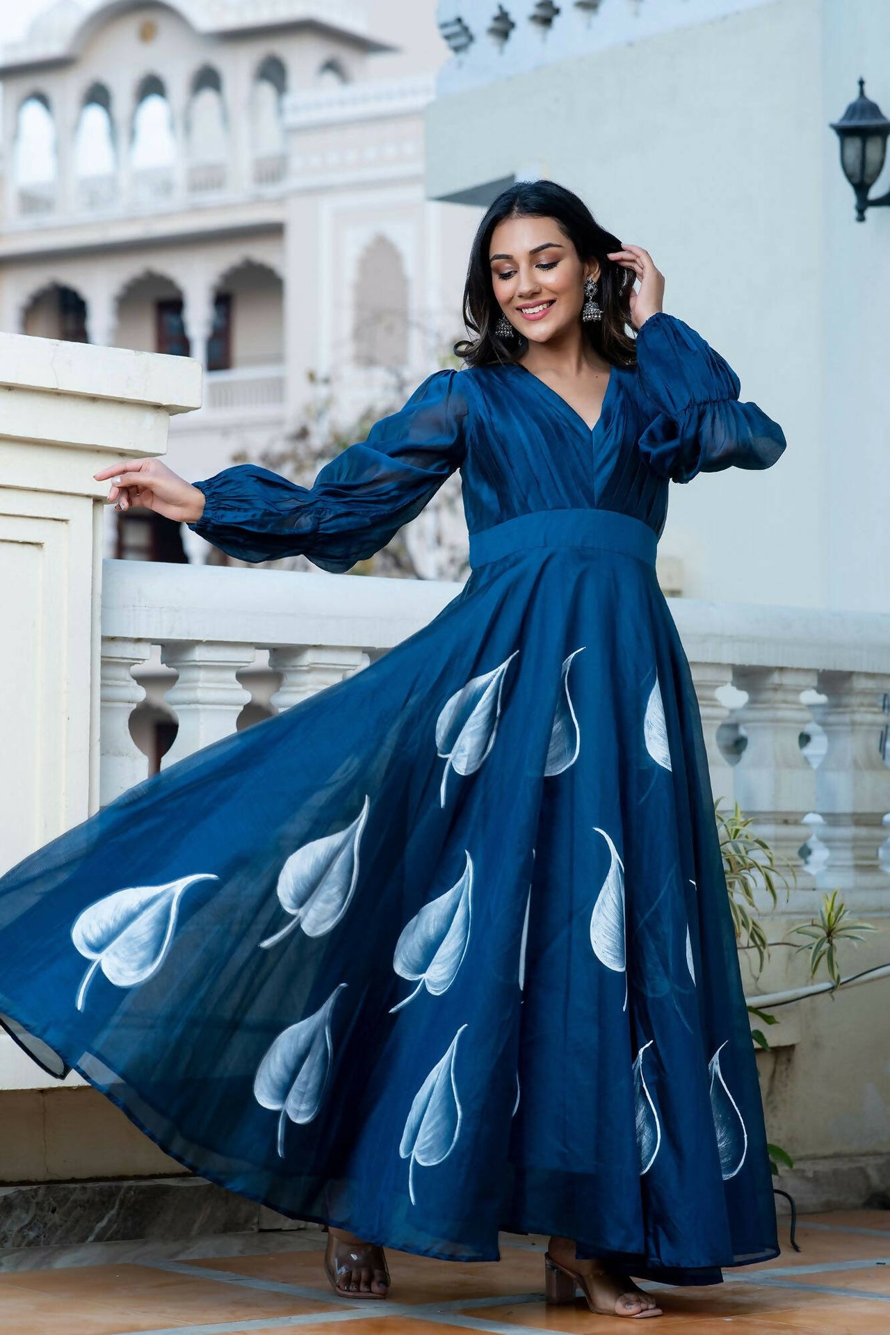 Blue gown dress online hotsell