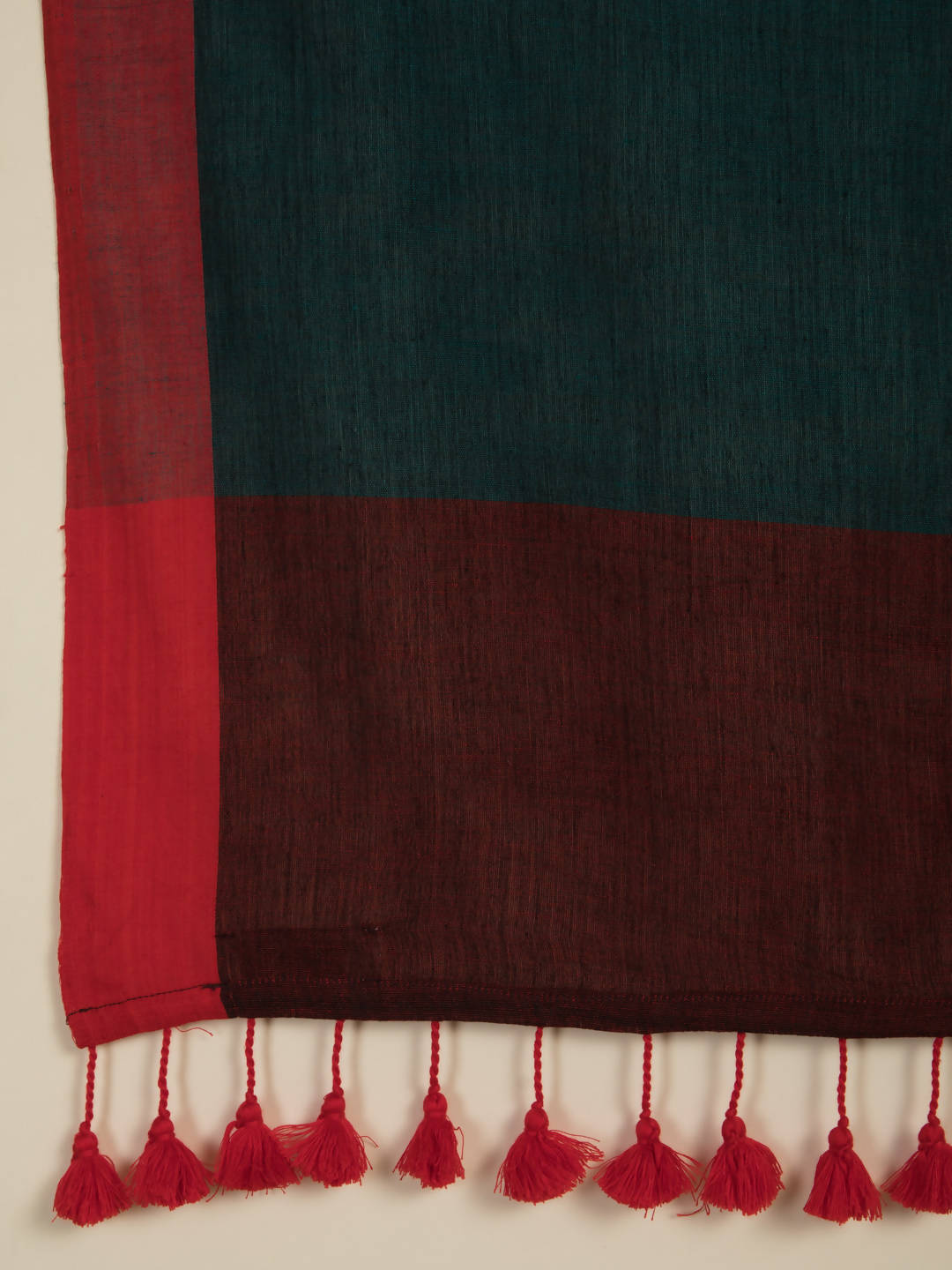 Suta Green Red Colourblocked Pure Cotton Saree - Distacart