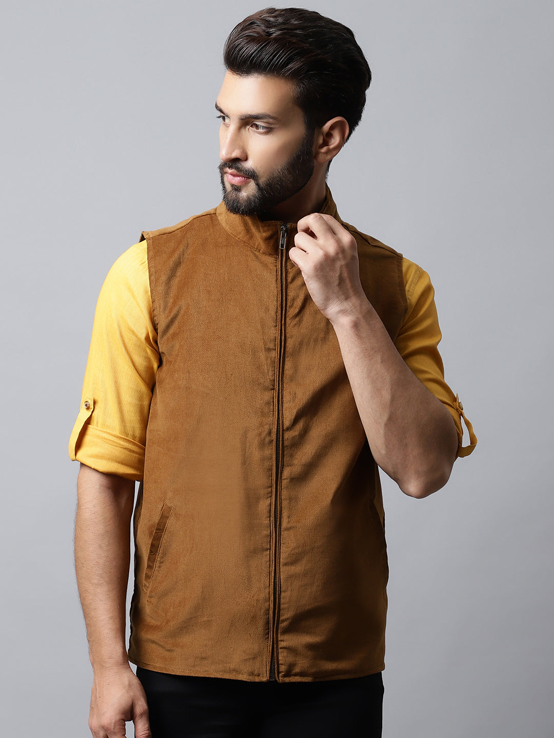 Men's Spice Ethnic Motifs Kurta with Pyjamas & Nehru Jacket