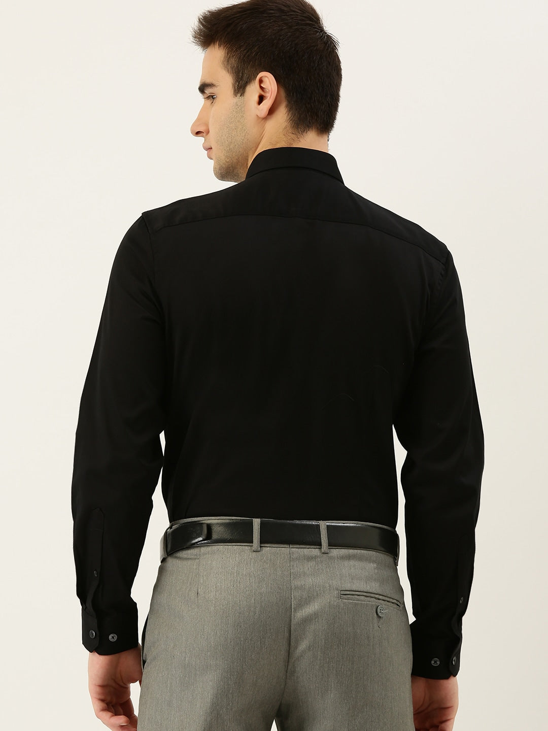 Buy Men Black Slim Fit Solid Full Sleeves Formal Shirt Online