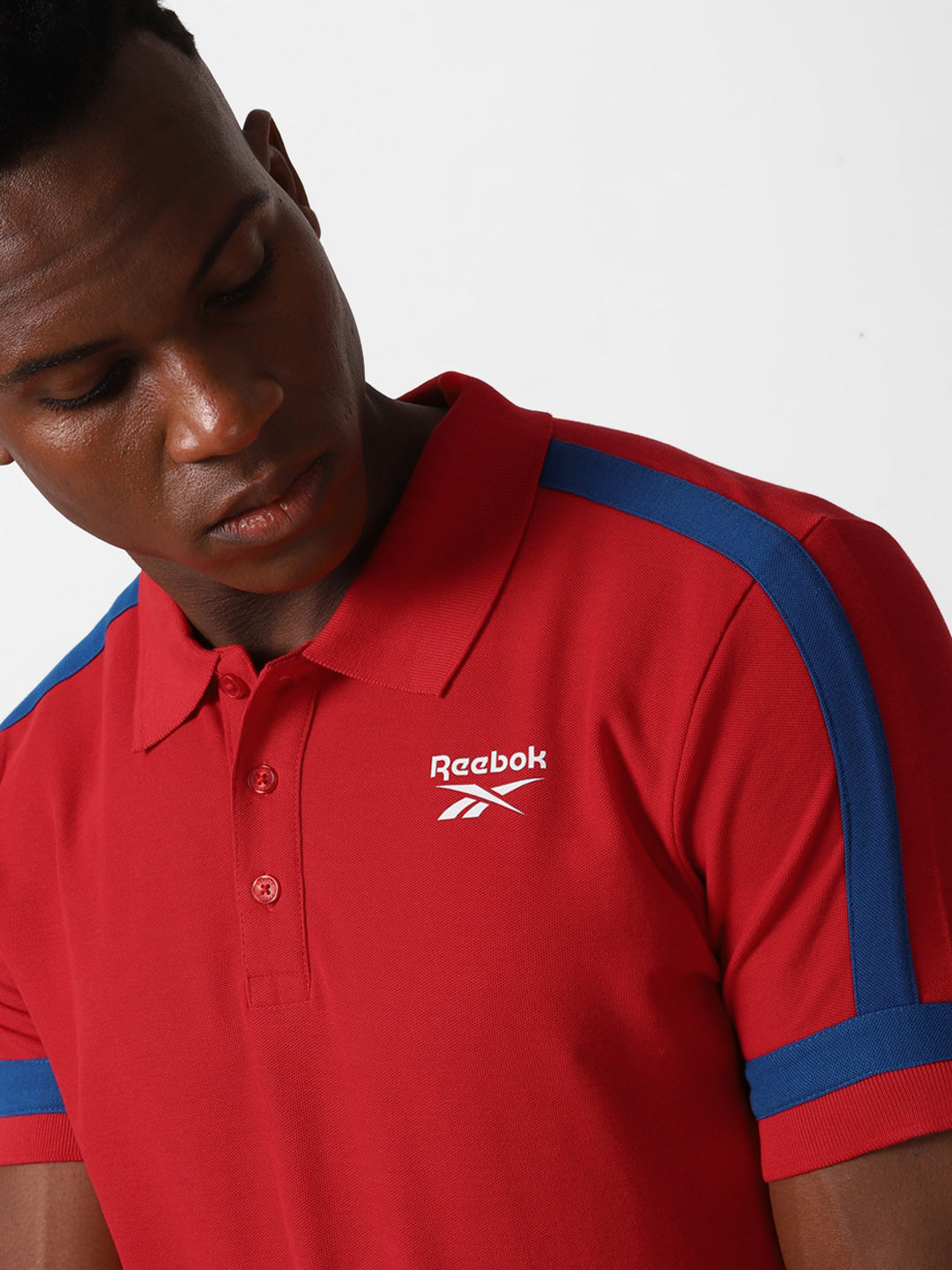 reebok t shirt collar