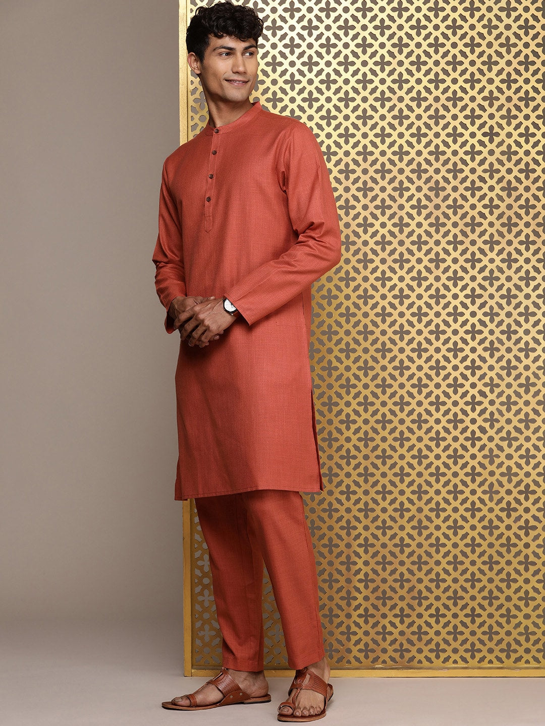 House of Pataudi Men Jashn Kurta & Trousers With Nehru Jacket - Distacart