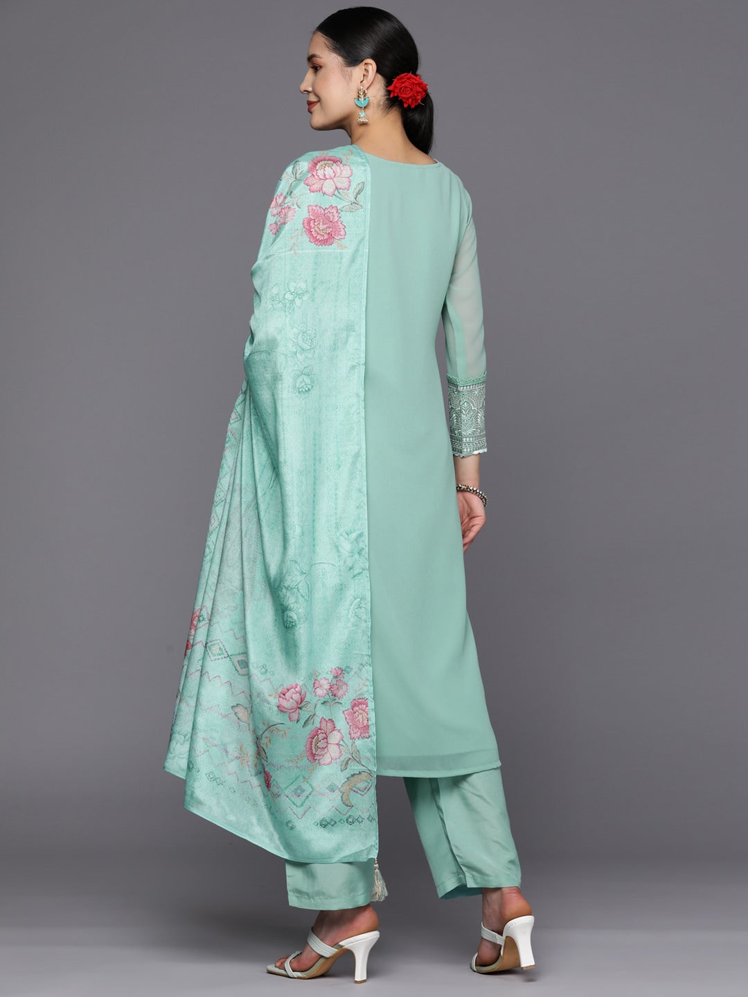 Libas Women Turquoise Blue Floral Embroidered Thread Work Kurta With