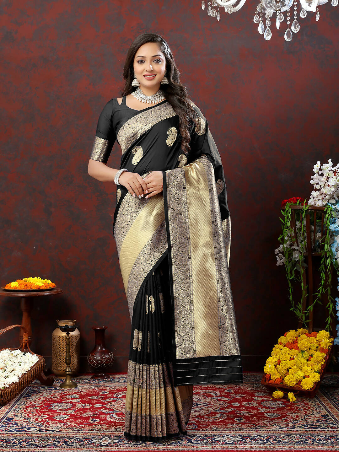 Buy Lorenvalley Fashion Black Soft Silk Woven Design Gold Zari Weaving Saree  Online at Best Price