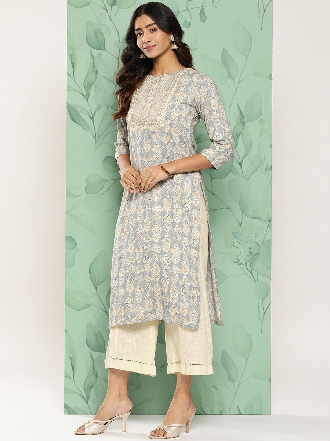 Libas Women Ethnic Motifs Zari Yoke Design Kurta