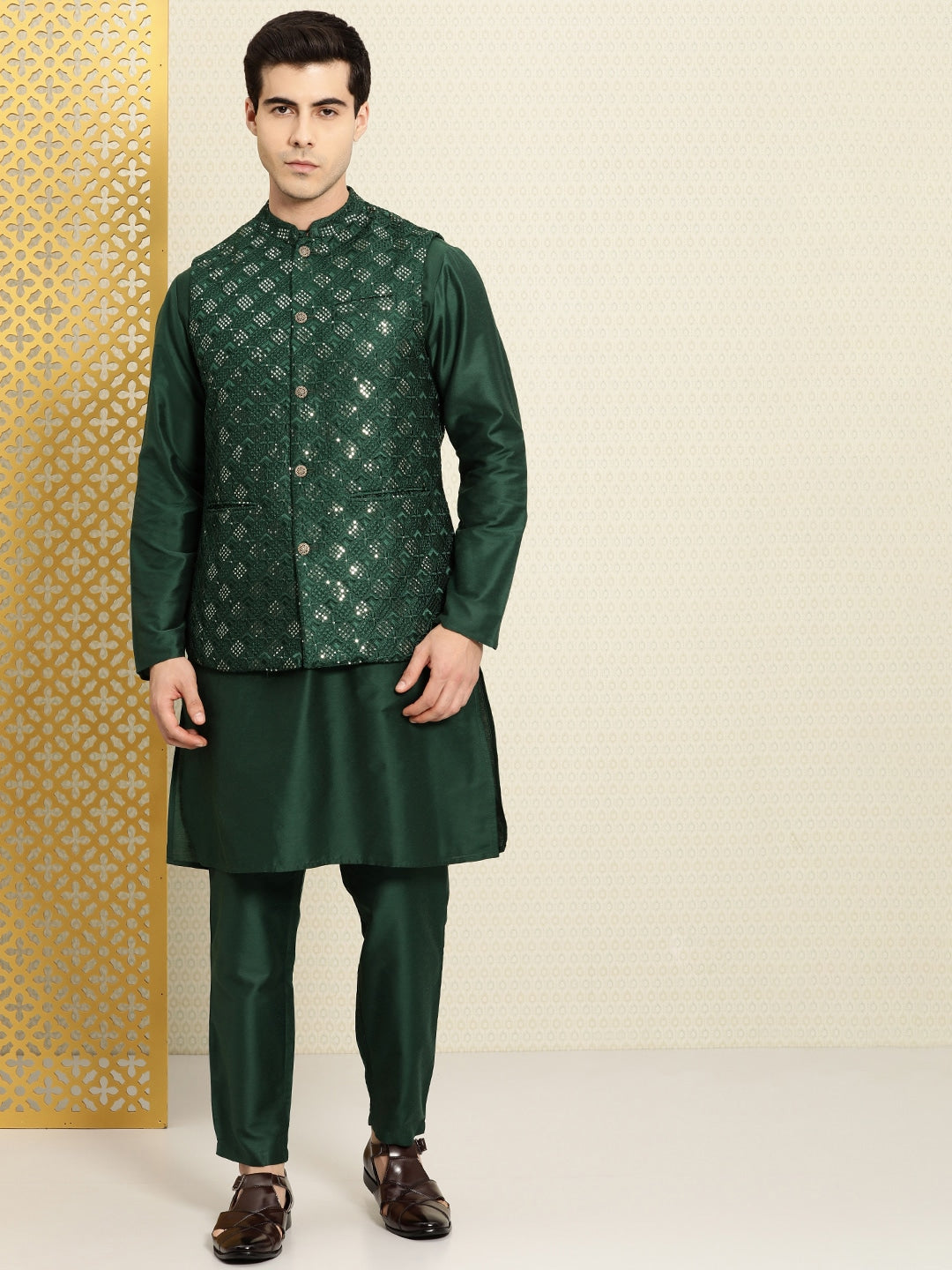 Buy House of Pataudi Men Sequinned Rozana Kurta with Pyjamas Online at Best  Price