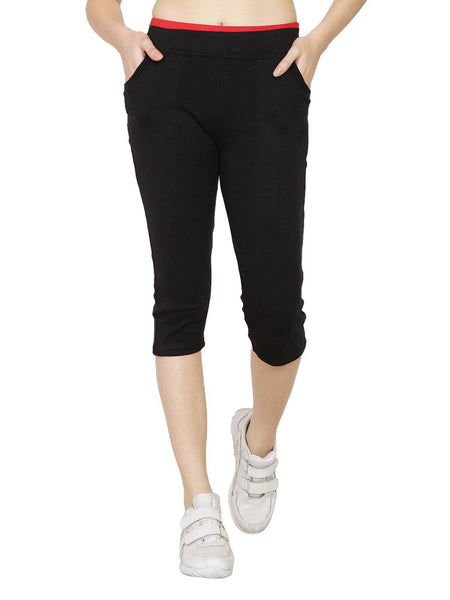 Asmaani Black Color Capri Type with Two Side Pockets.