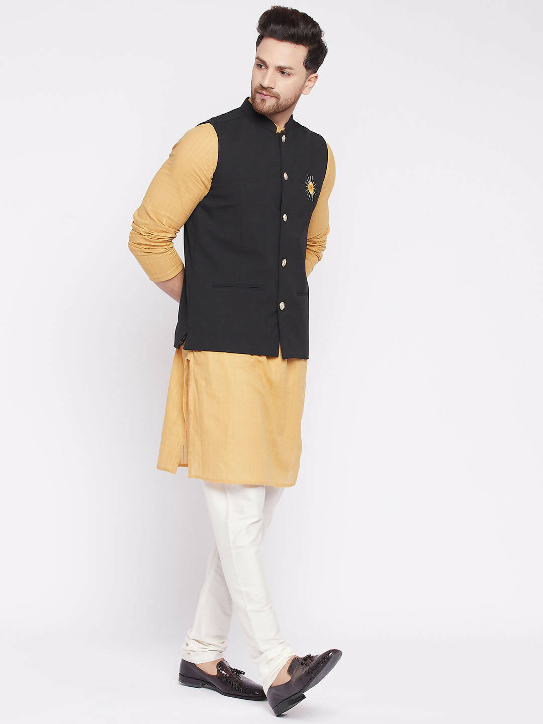 Buy Black Silk Jacquard Nehru Jacket For Men by Rohit Kamra Jaipur Online  at Aza Fashions.