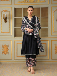 Thumbnail for Pomcha Jaipur Black Saadgi Pink Lotus Black Straight Suit Set - Distacart