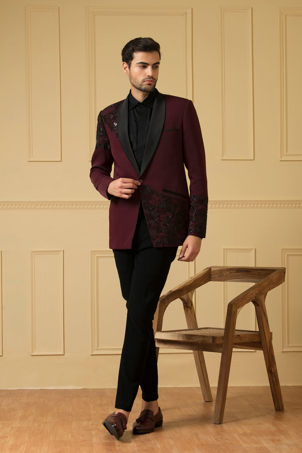 VASTRAMAY Men's Black And Red Woven Blazer