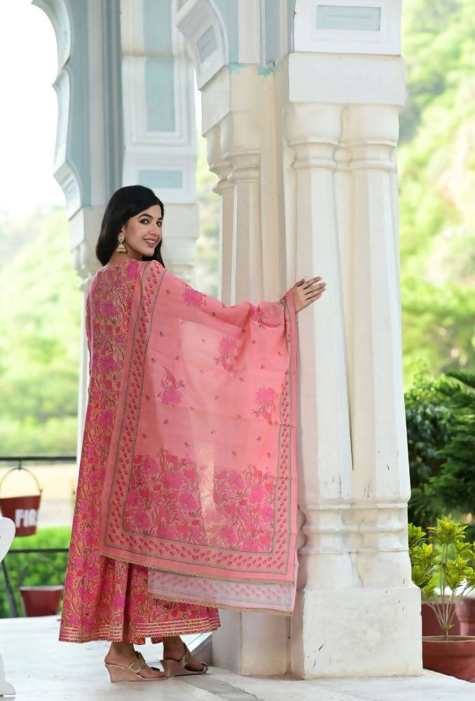 Yufta Pink Handblocked Printed Kurta with Trouser and Dupatta