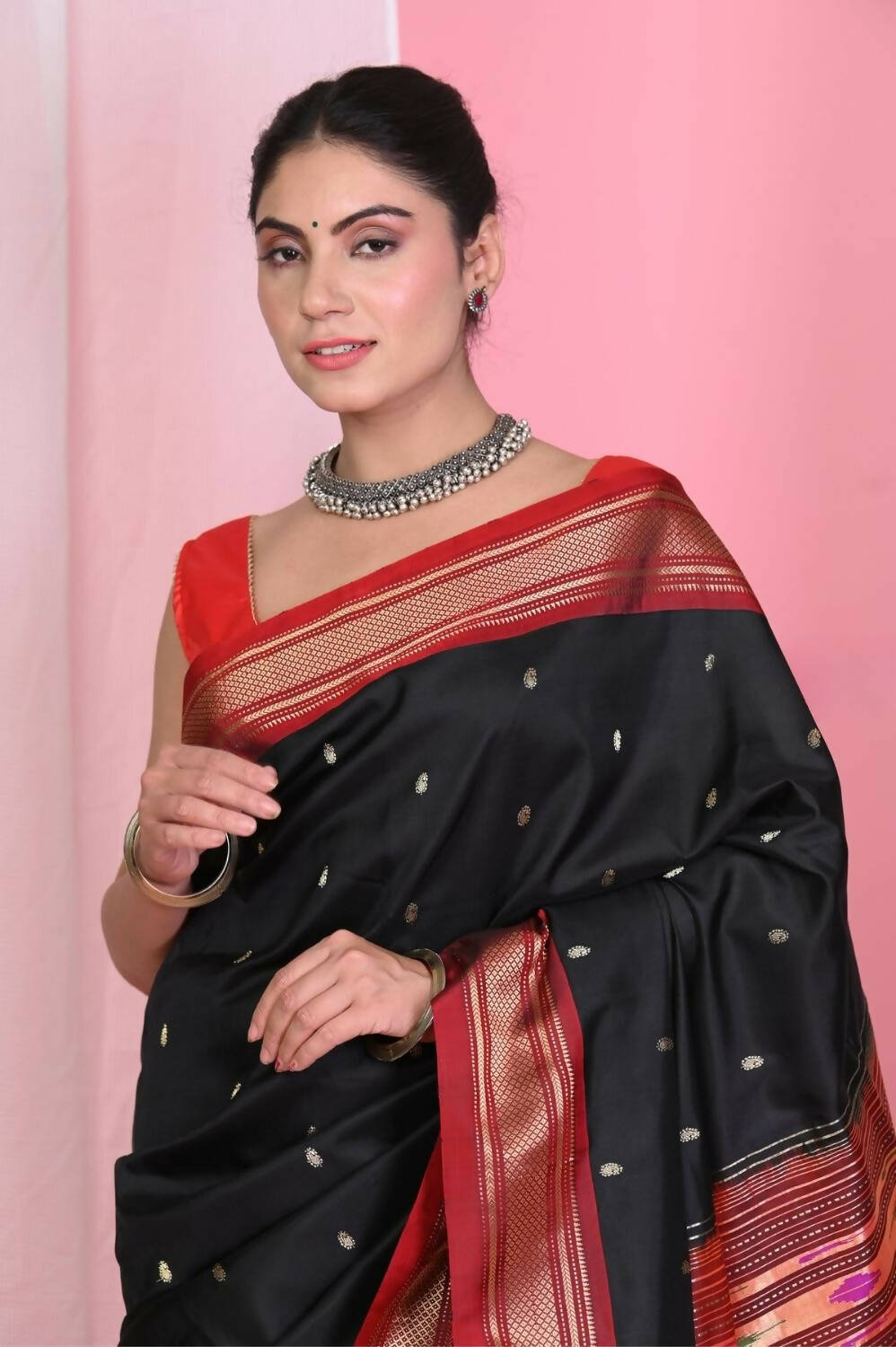 The Versatility Vibe: Berhampuri Double Pallu Silk Saree Making Waves -  Sanskriti Cuttack