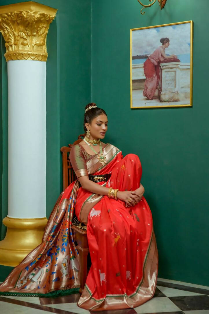 Bollywood actresses who stunned in traditional Paithani