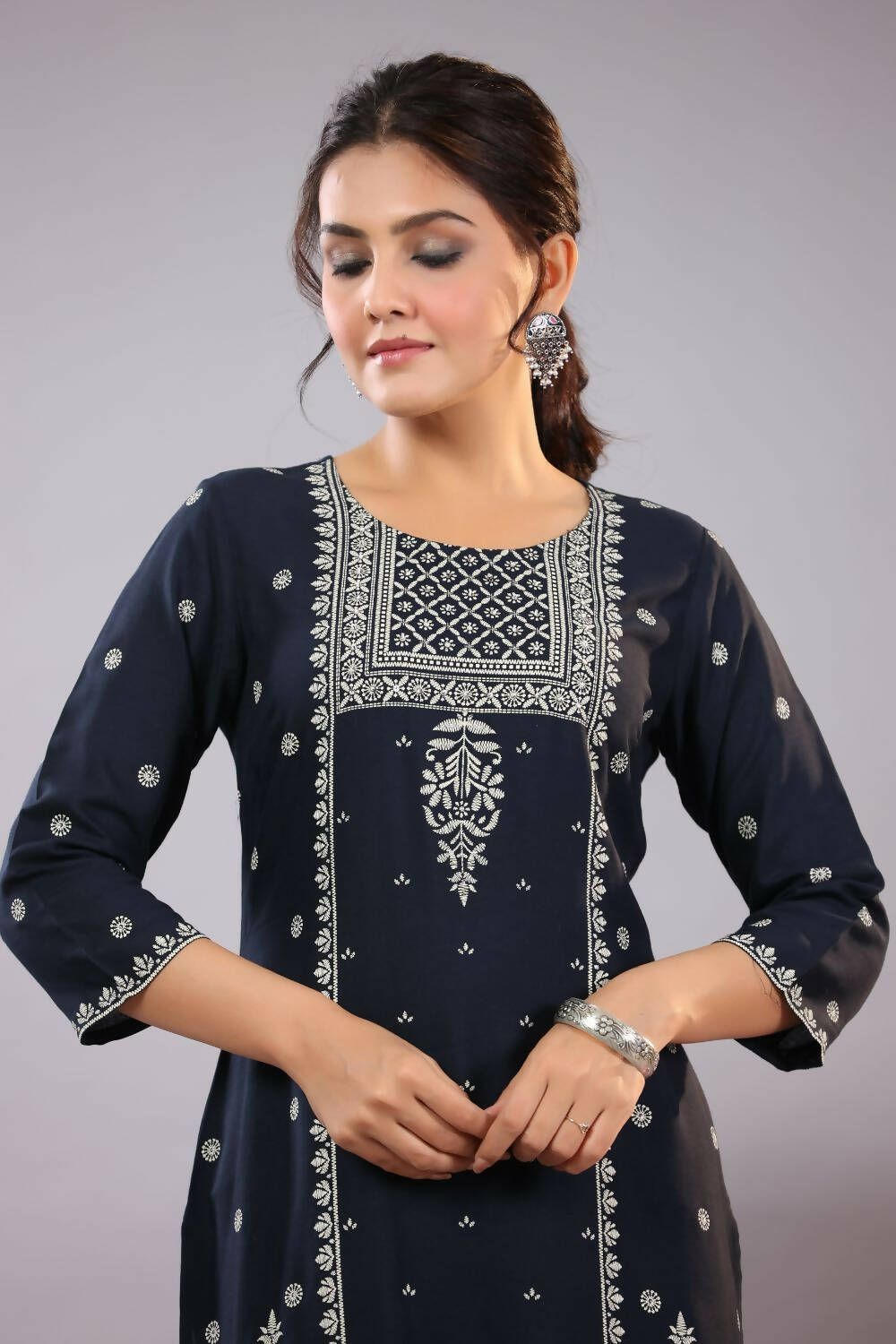 Juniper Women Navy Blue Rayon Printed Knee Length Straight Kurta - Distacart