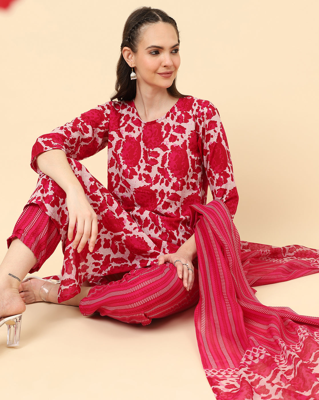 Varanga Women Red Viscose Rayon Printed Regular Kurta With Trousers & Dupatta - Distacart