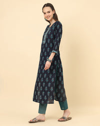 Thumbnail for Varanga Women Black Viscose Rayon Printed Regular Kurta With Trousers & Dupatta - Distacart