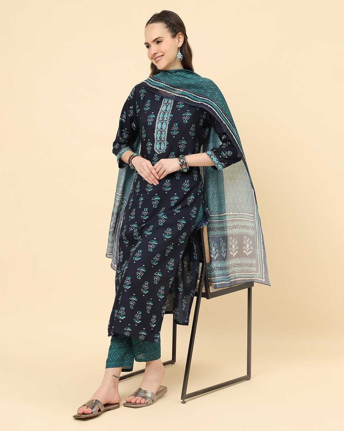 Varanga Women Black Viscose Rayon Printed Regular Kurta With Trousers & Dupatta - Distacart