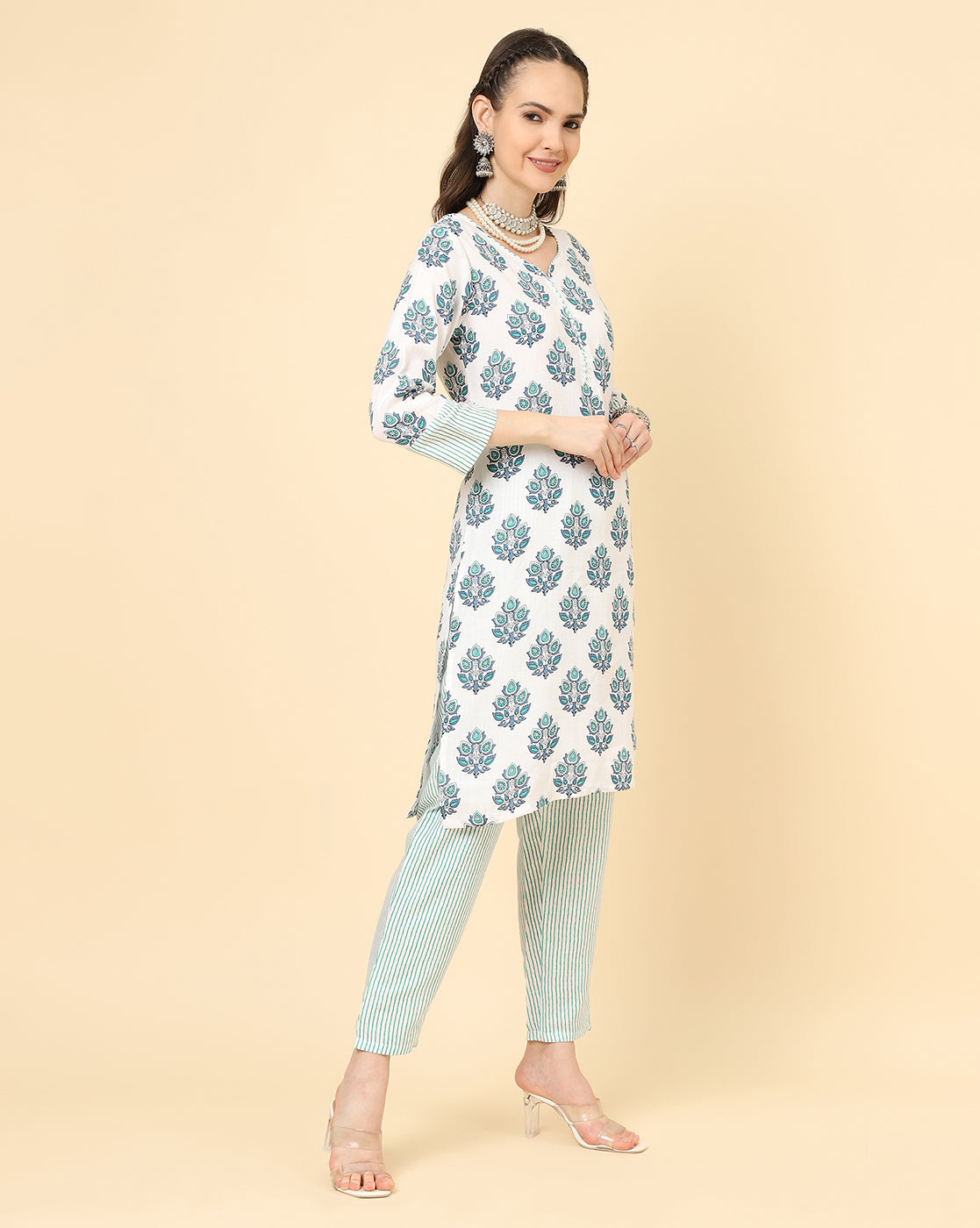 Varanga Women White Viscose Rayon Printed Regular Kurta With Trousers & Dupatta - Distacart