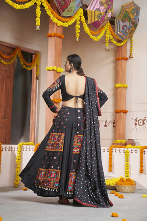 Buy Designer Georgette Black Lehenga Choli With Embroidery Work and  Georgette Dupatta & Blouse for Indian Wedding and Party Wear Lehenga Choli  Online in India - Etsy