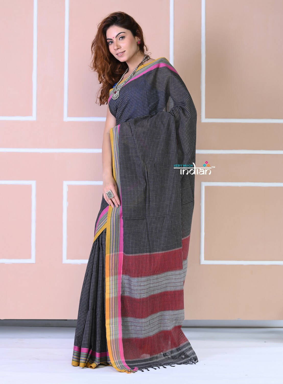 Very Much Indian Traditional Patteda Anchu Ilkal Handloom Saree-Black - Distacart