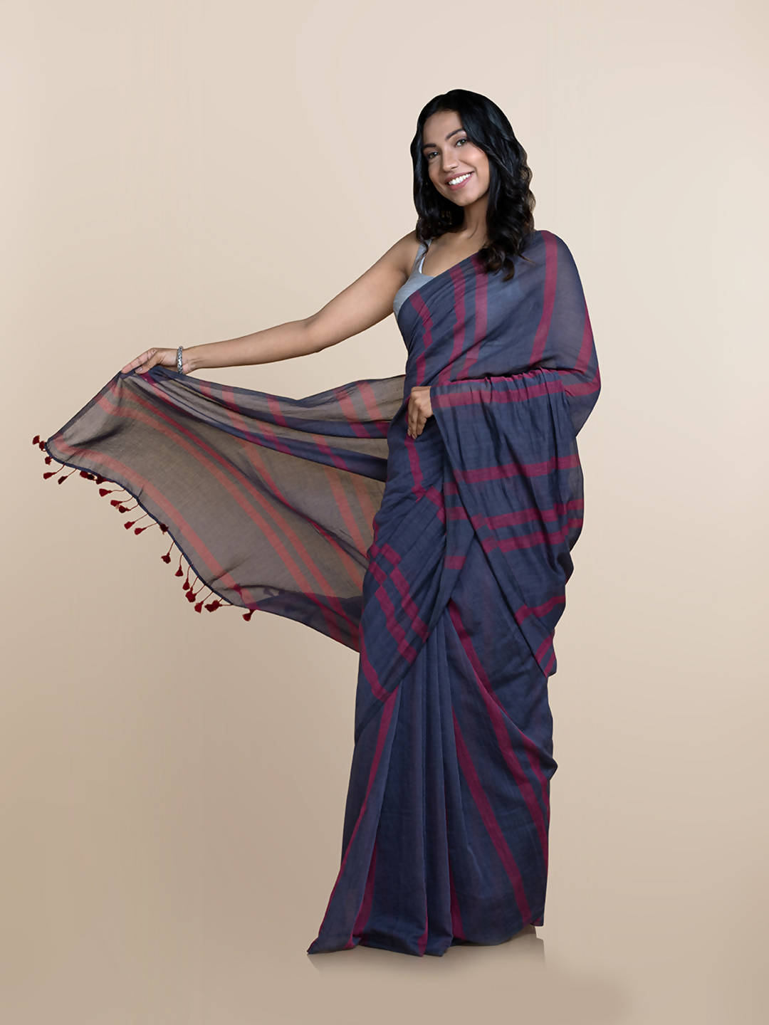 Buy Suta Beet And Turnip Saree Online at Best Price | Distacart