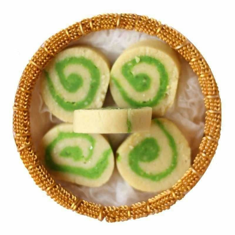 Buy Lakeland Swiss Roll Tin In Multiple Colors