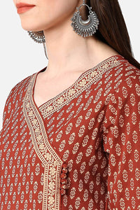 Thumbnail for Women's Maroon Cotton Ethnic Motifs Print Suit Set - Rasiya - Distacart